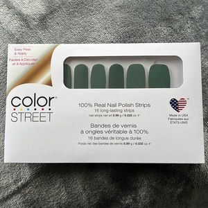 Color Street - She’s a Trooper